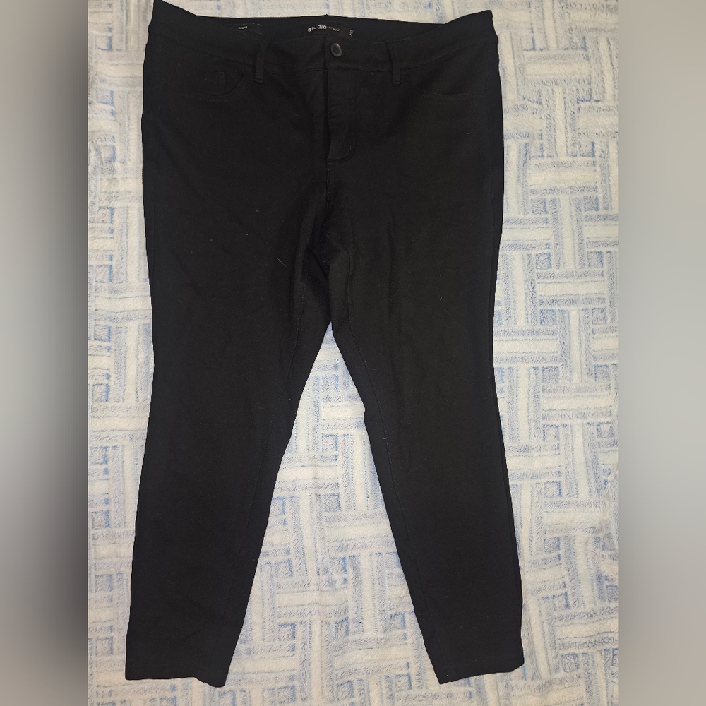 Studio Classic Black Trousers